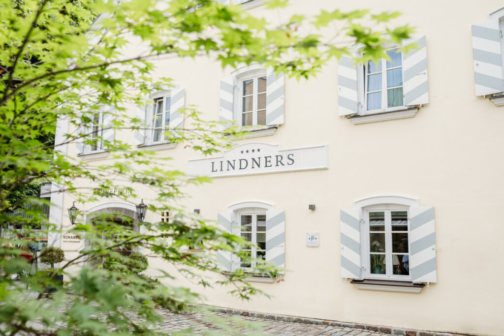 Außenansicht der Gästeunterkunft im Hotel Lindner